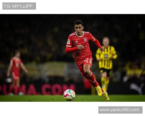 德国国足球明星方舟的辉煌历程与未来展望 德国国足球明星方舟的辉煌历程与未来展望